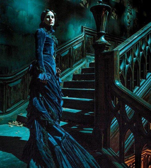 Jessica Chastain Crimson Peak