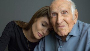 Angelina Jolie e Louis Zamperini raccontano Unbroken