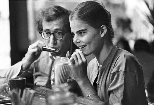 Woody Allen e Mariel Hemingway in una scena del film.