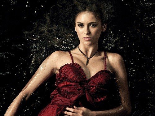 nina dobrev