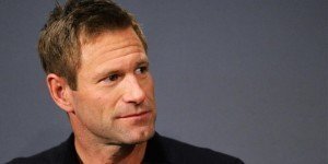 Aaron Eckhart farà parte del cast di Live!