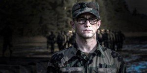 Joseph Gordon-Levitt è Snowden nel primo teaser trailer
