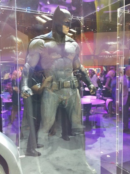 batman-v-superman-batman-costume-450x600