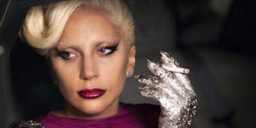 American Horror Story Hotel: Lady Gaga vampira nelle foto