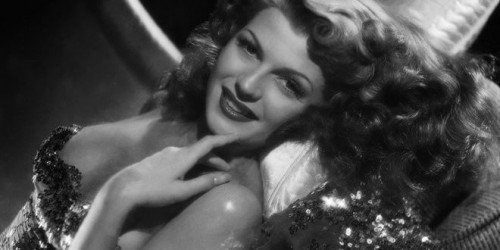 Rita Hayworth: icona controversa e atomica