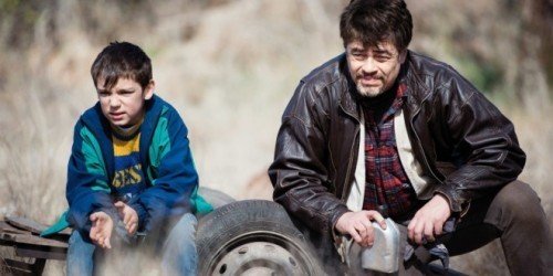 Perfect Day: recensione della dark comedy di Fernando Leòn de Aranoa