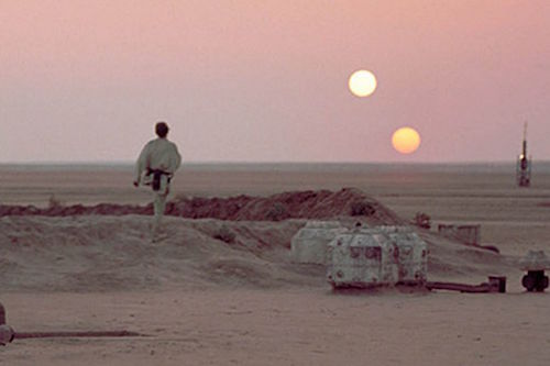 Star Wars - Luke che osserva i due soli su Tatooine