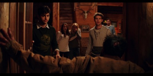 Cabin Fever: rivelato il trailer del remake-horror di Eli Roth