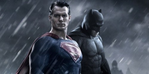Batman v Superman: la caduta del supereroe nel nuovo trailer