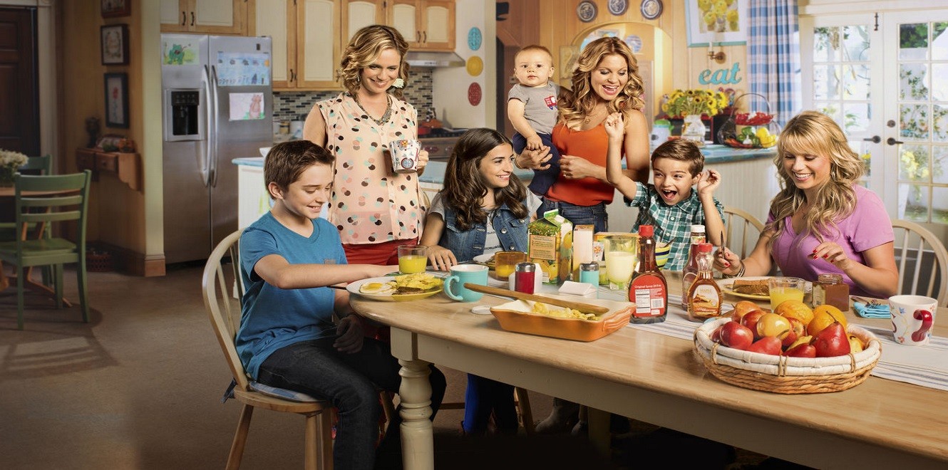 Fuller House – Le amiche di mamma: recensione 1×01