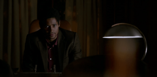 Wes preoccupato nell'episodio di How to get Away with Murder.