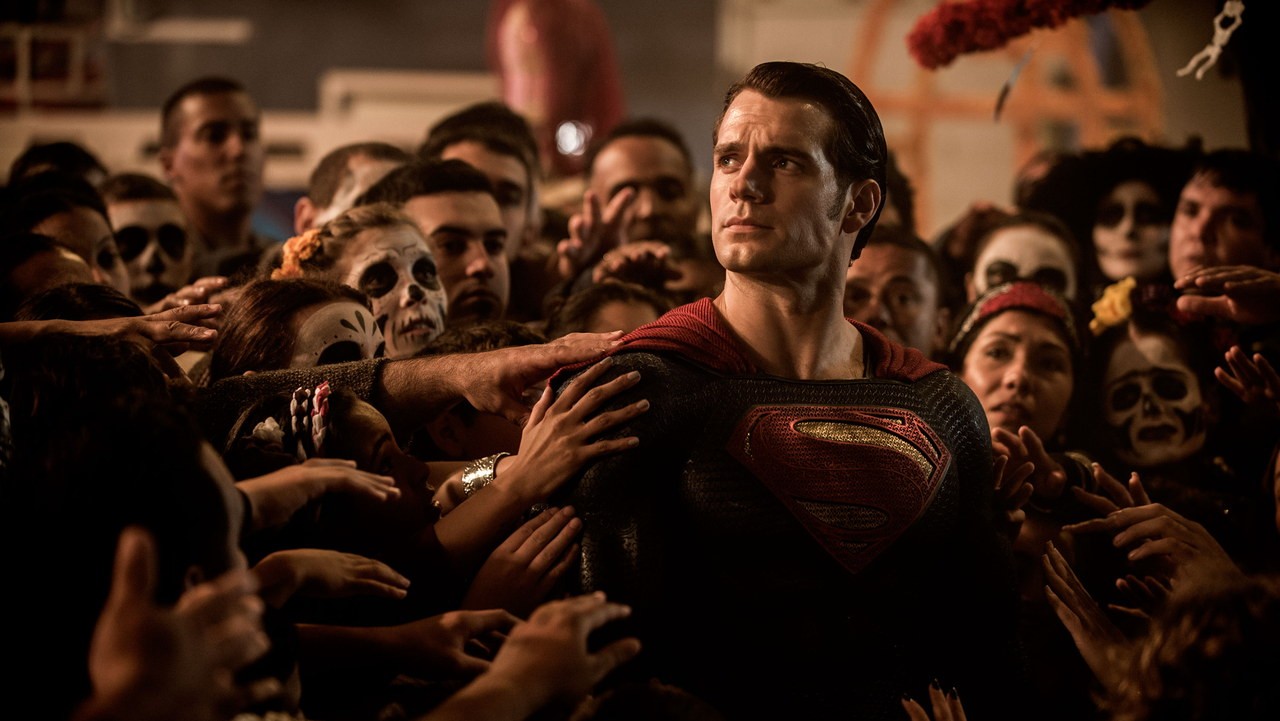 Batman v Superman – rivelato il nuovo esplosivo spot TV