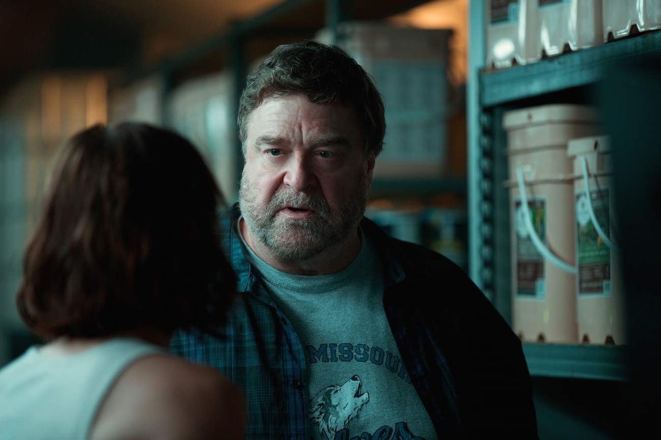 10 CLOVERFIELD LANE