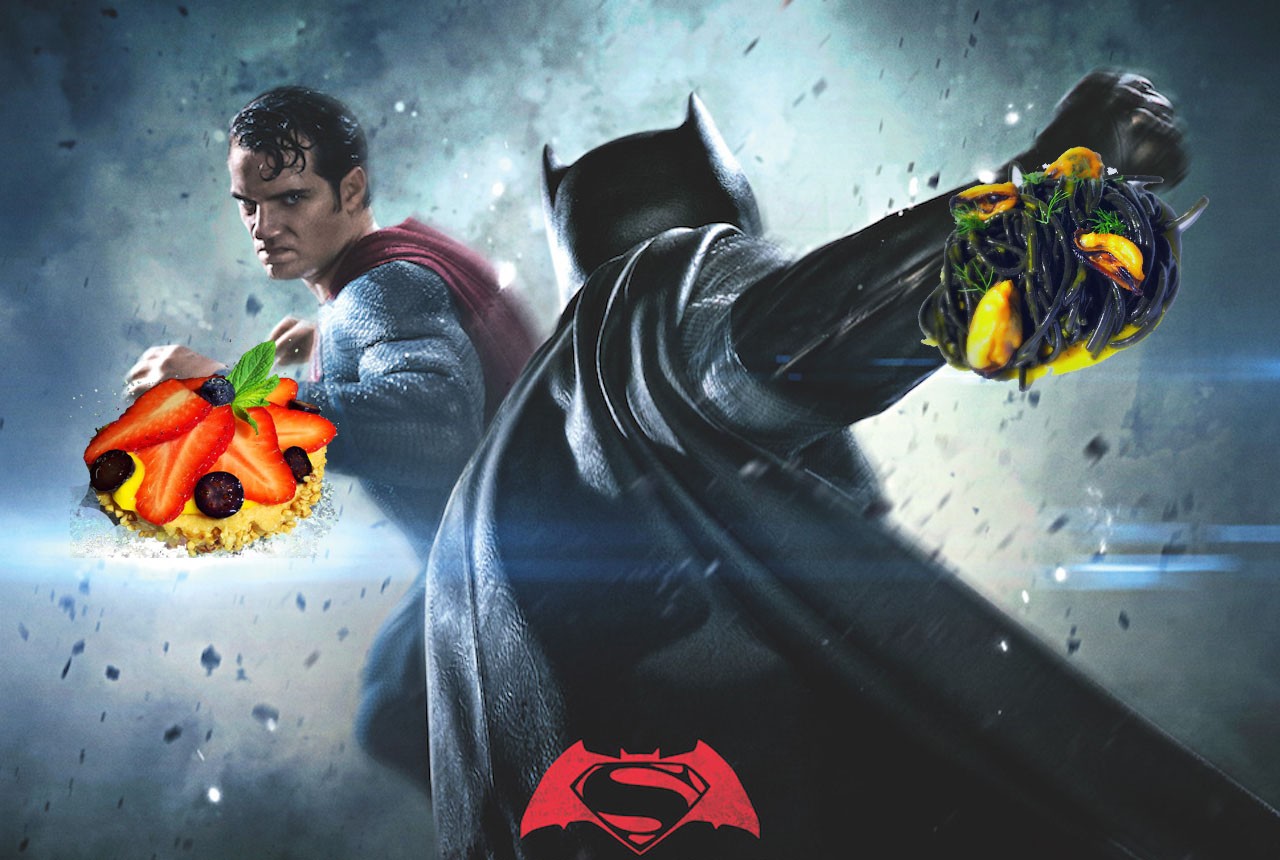 Batman v Superman in cucina: pasta e frolla. Chi vincerà?