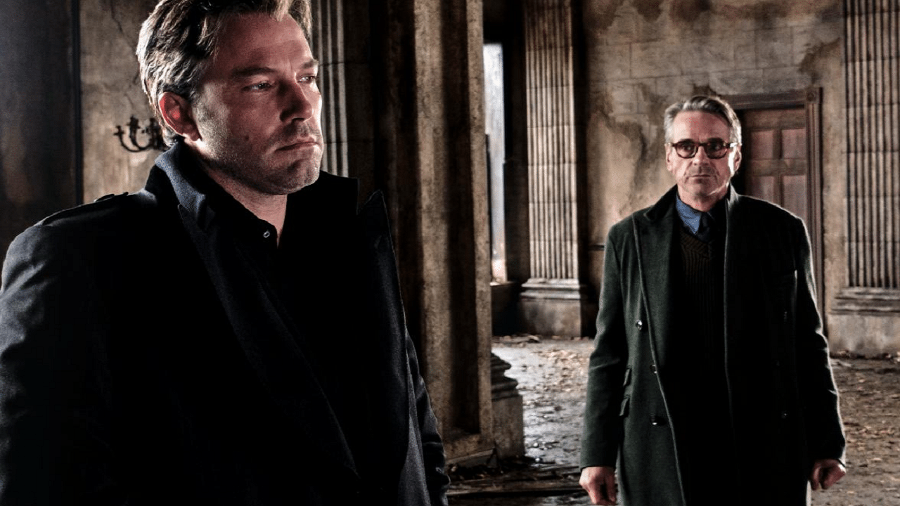 Batman v Superman: Bruce e Alfred si confrontano in una nuova clip