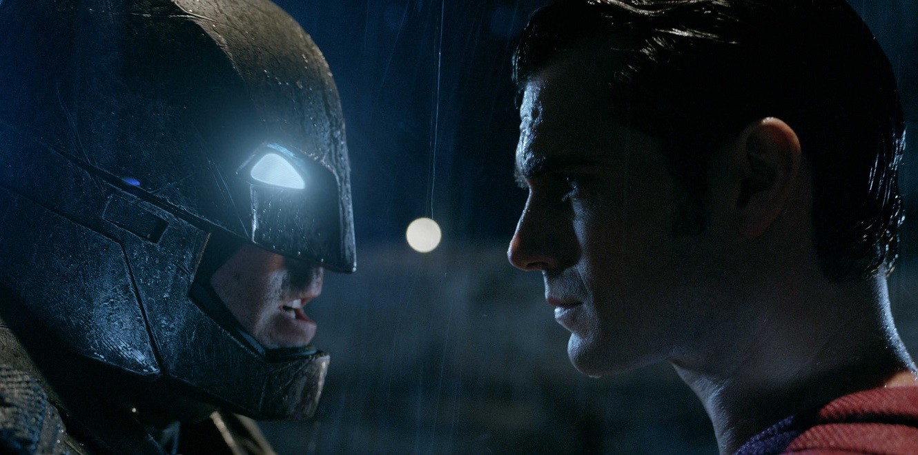 Batman v Superman: ottimo esordio al box office USA