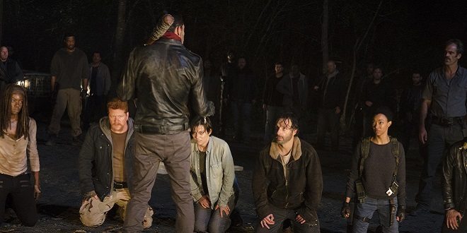 Rick e i suoi inginocchiati davanti a Negan.