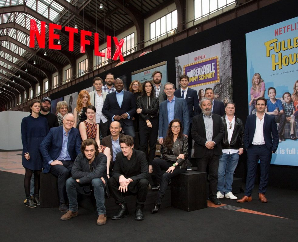 Netflix: le foto dei talent a Parigi per l’evento dell’anno!