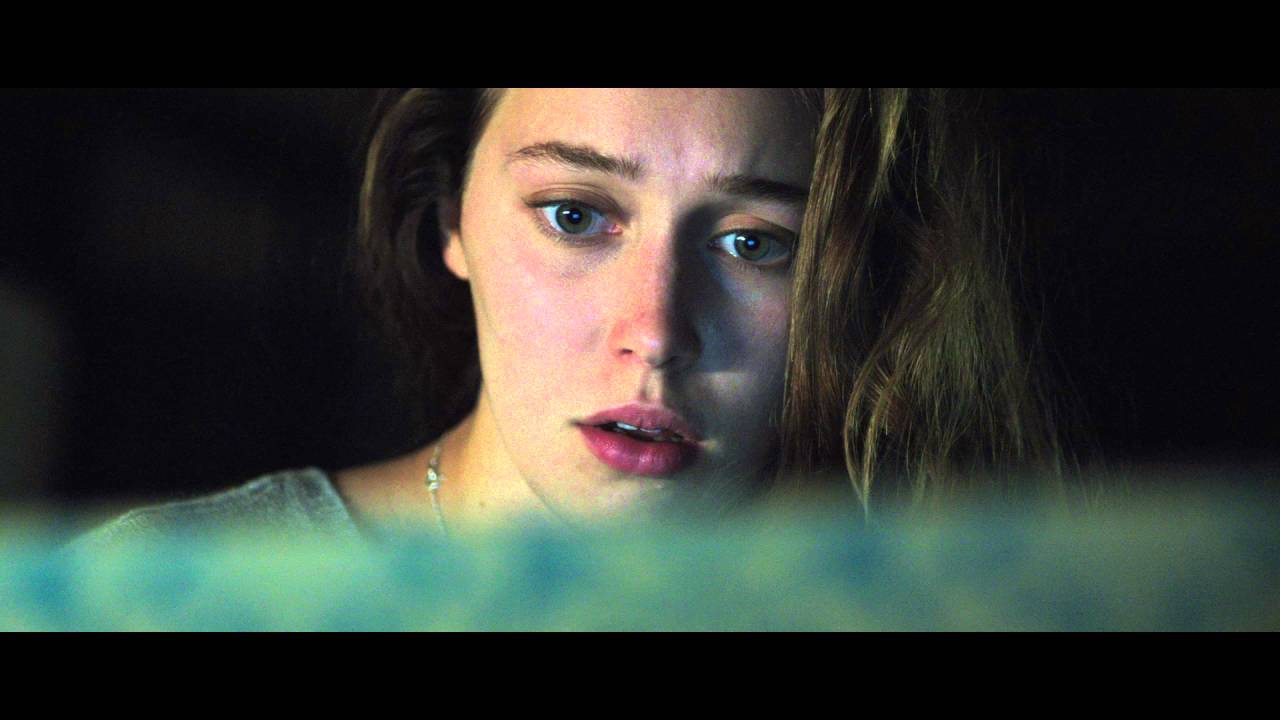 Friend Request: primo trailer e poster dell’horror di Simon Verhoeven