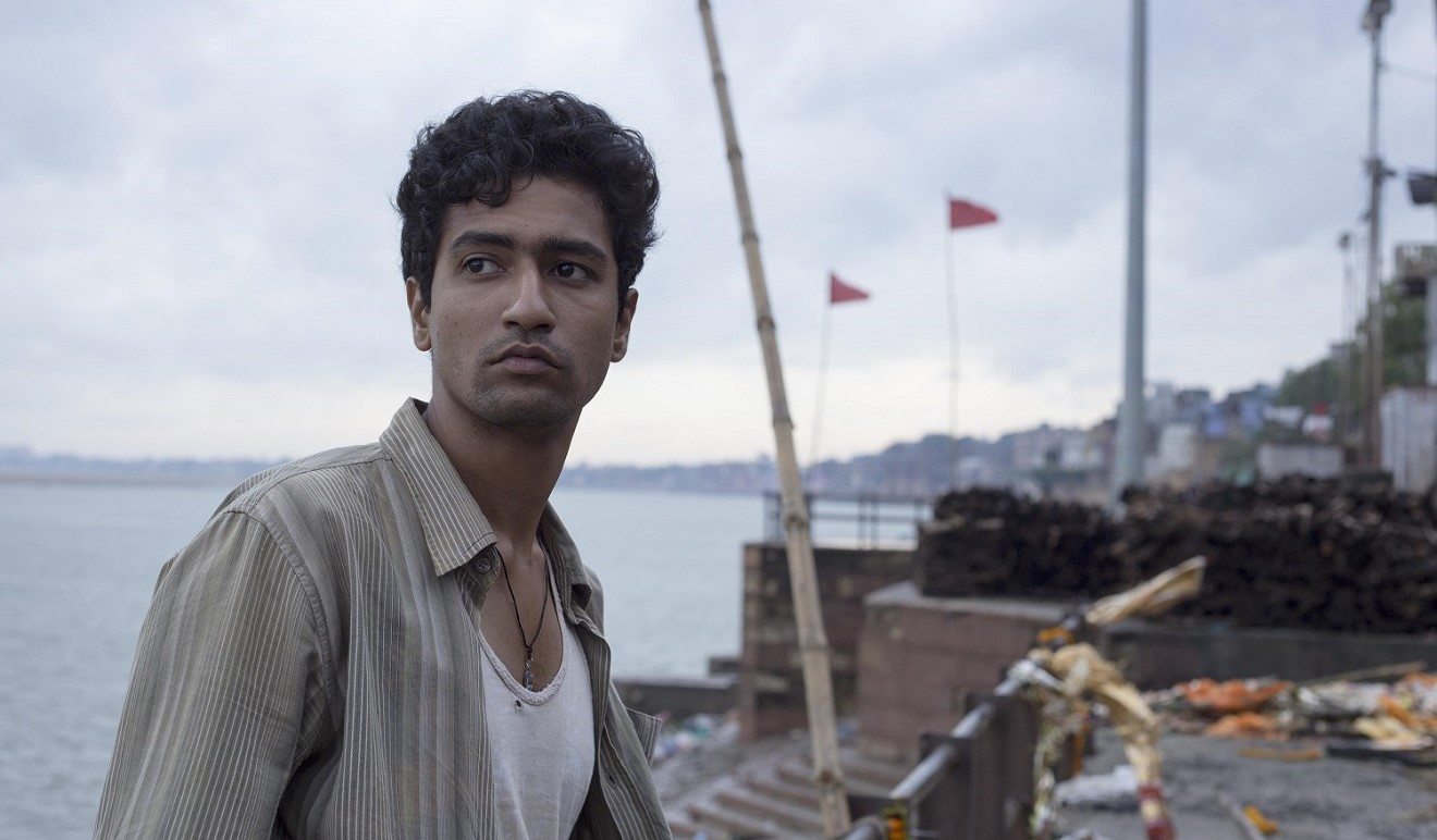 Tra la terra e il cielo (Masaan): recensione