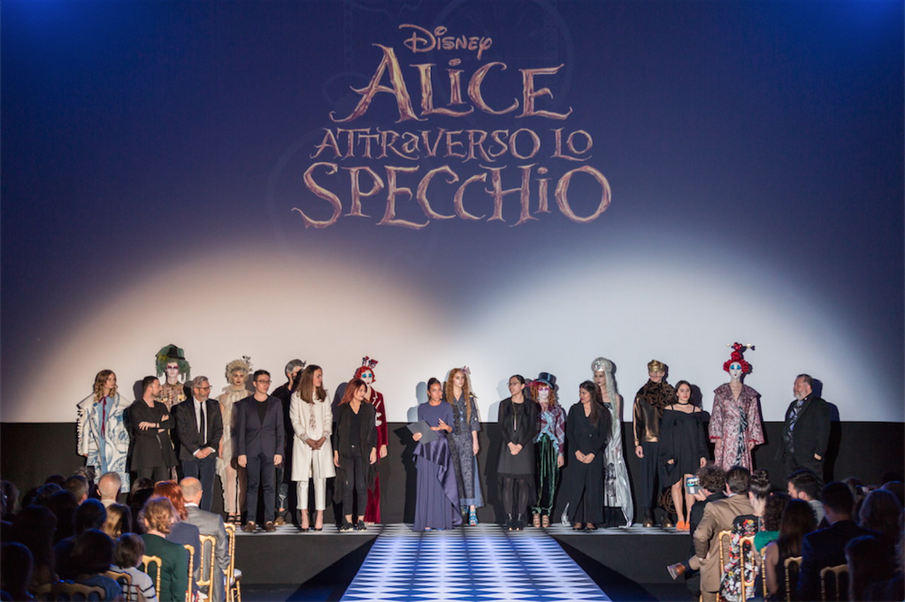 Alice Attraverso Lo Specchio: le foto della fashion premiere #AliceLook