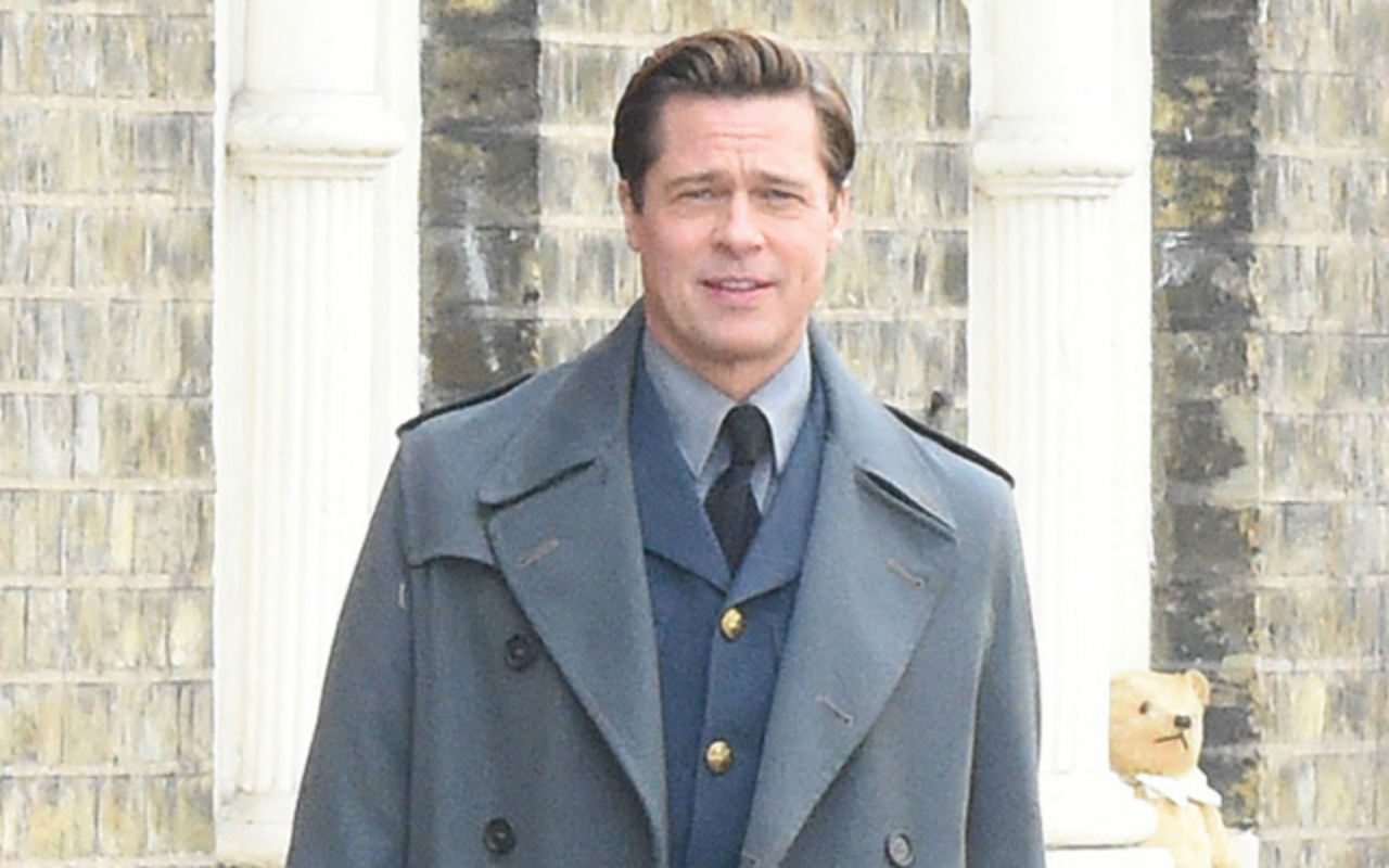 Brad Pitt e Lizzy Caplan sul set di Allied – FOTO