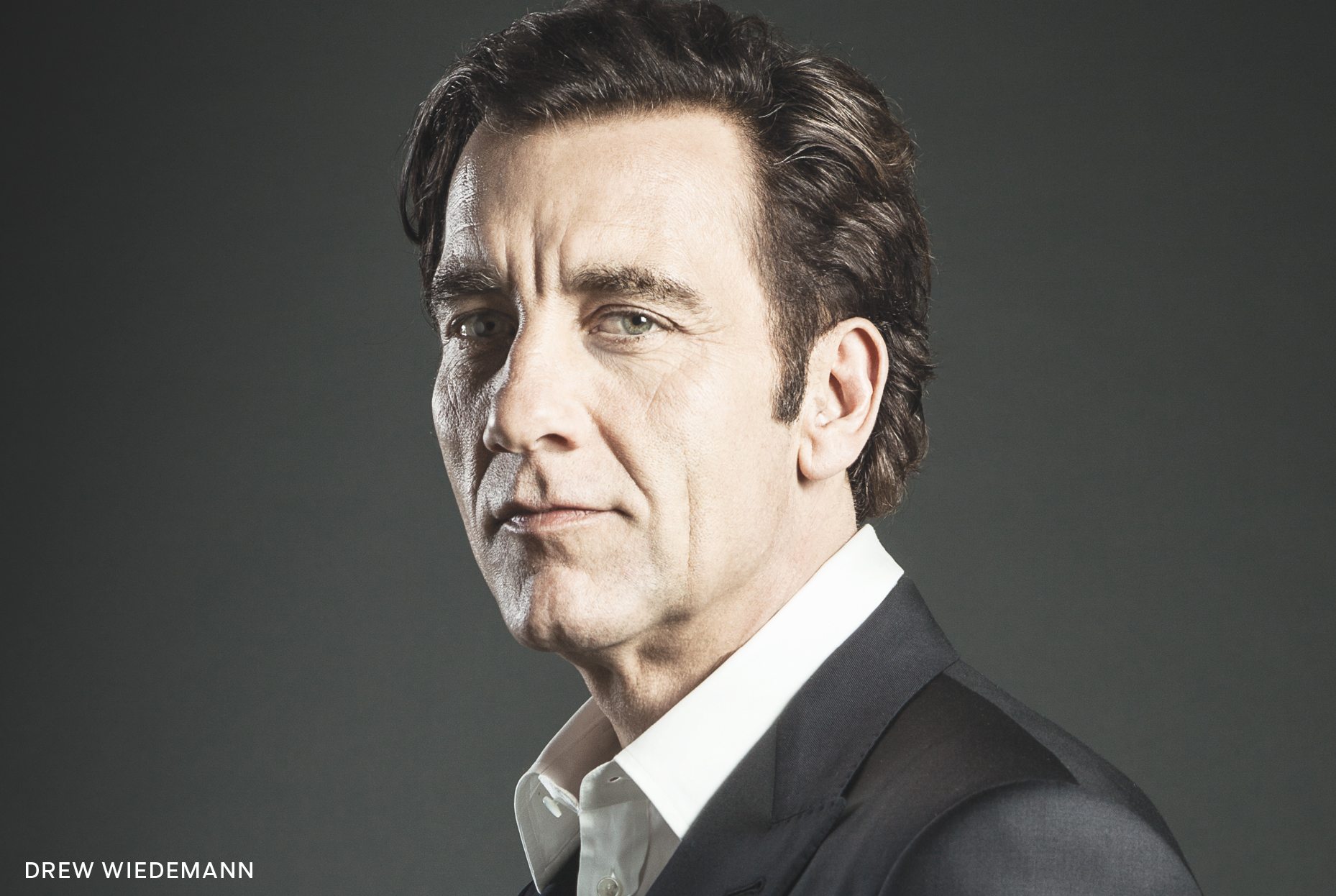 Clive Owen nel cast di Andorra, il thriller di Fred Schepisi