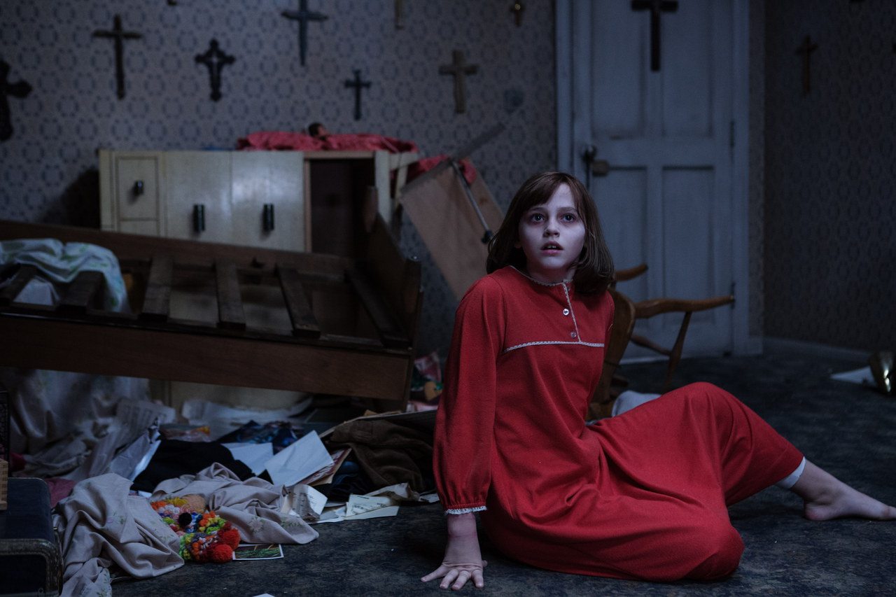 The Conjuring 2 – L’Evocazione: rivelata la nuova terrificante clip Prayer