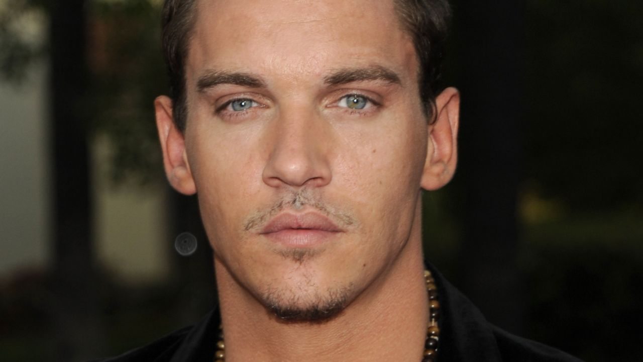 The Shadow Effect: le prime foto del film con Johnathan Rhys Meyers