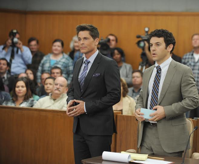 The Grinder: su Fox la meta-serie sugli avvocati in tv con Rob Lowe