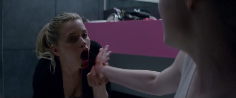 the neon demon psicologia cannibalismo