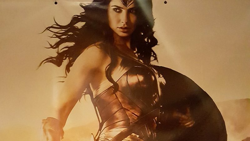 Wonder Woman – primo poster ufficiale dal Licensing Expo 2016