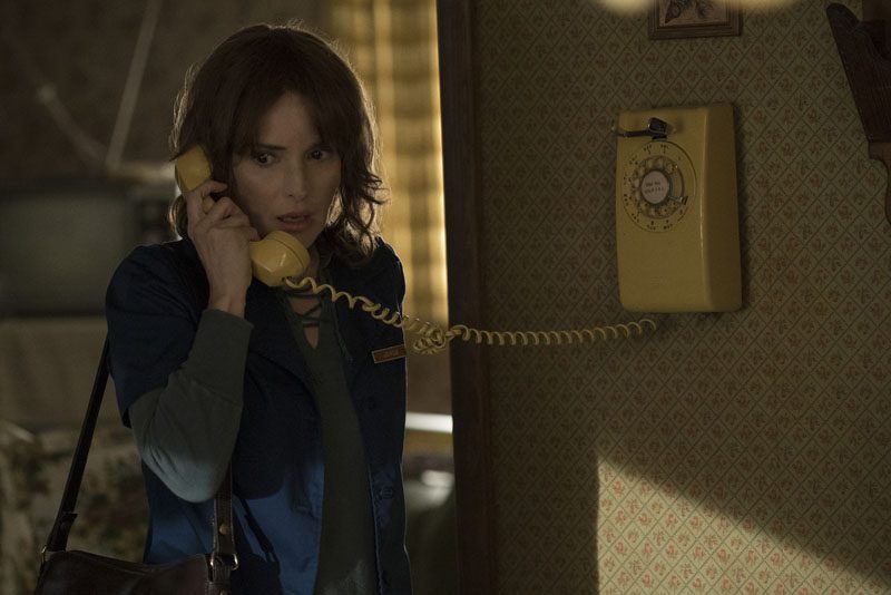 Stranger Things: trailer della serie Netflix con Winona Ryder