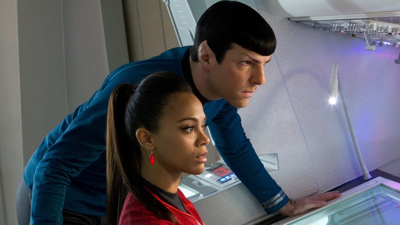 Star Trek Beyond: Zoe Saldana e Zachary Quinto rivelano dettagli sui loro personaggi