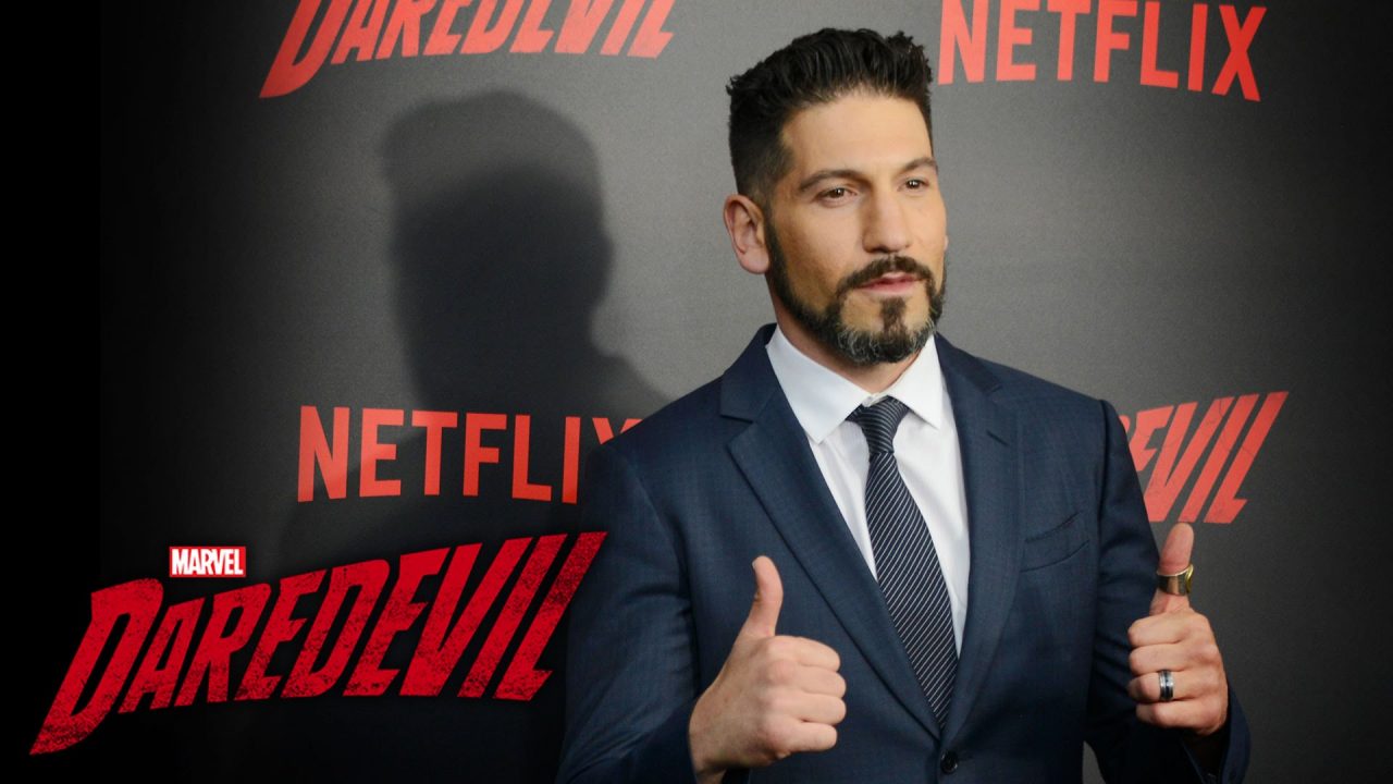 Jon Bernthal sorprende i fan al panel Comic-Con di Luke Cage