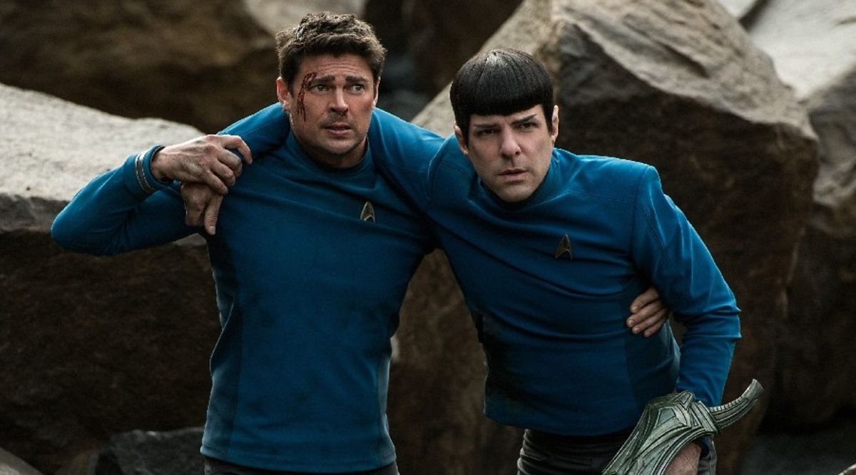 Star Trek Beyond: Bones e Spock in una nuova featurette