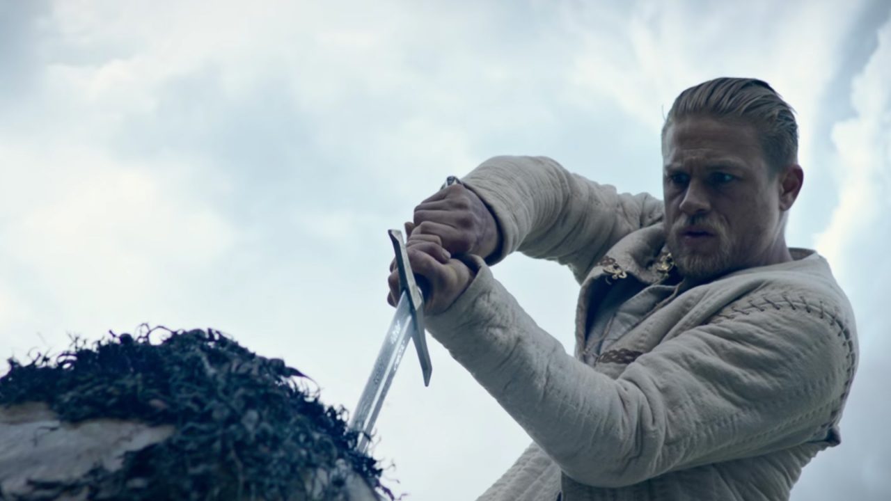 Comic-Con 2016 – King Arthur: Legend of the Sword – primo trailer ufficiale del film di Guy Ritchie