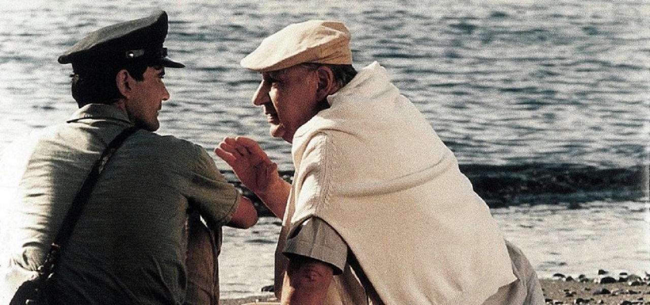 Il Postino: recensione del film di e con Massimo Troisi