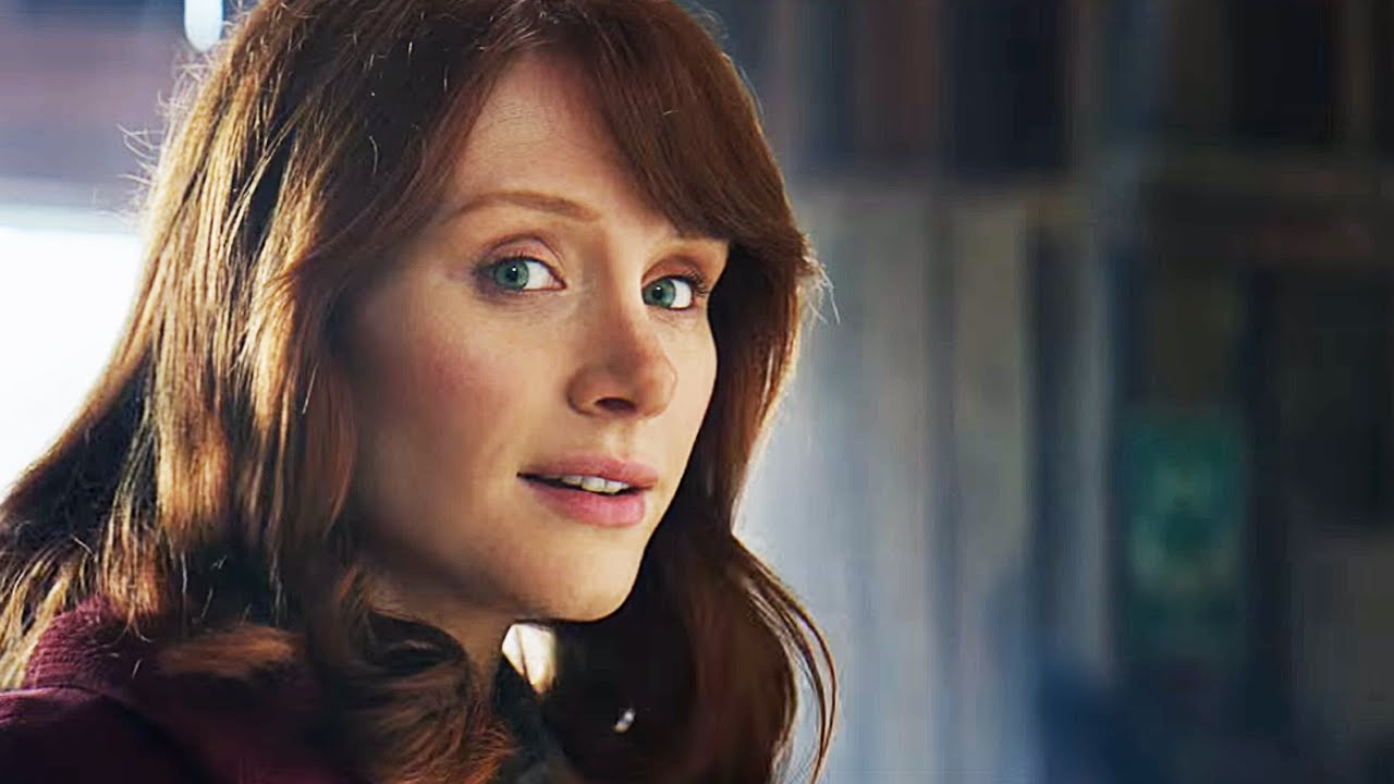 Jurassic World: Bryce Dallas Howard si è laureata dopo 21 anni