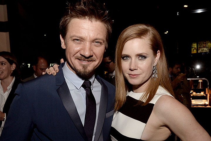 Jeremy-Renner-Amy-Adams