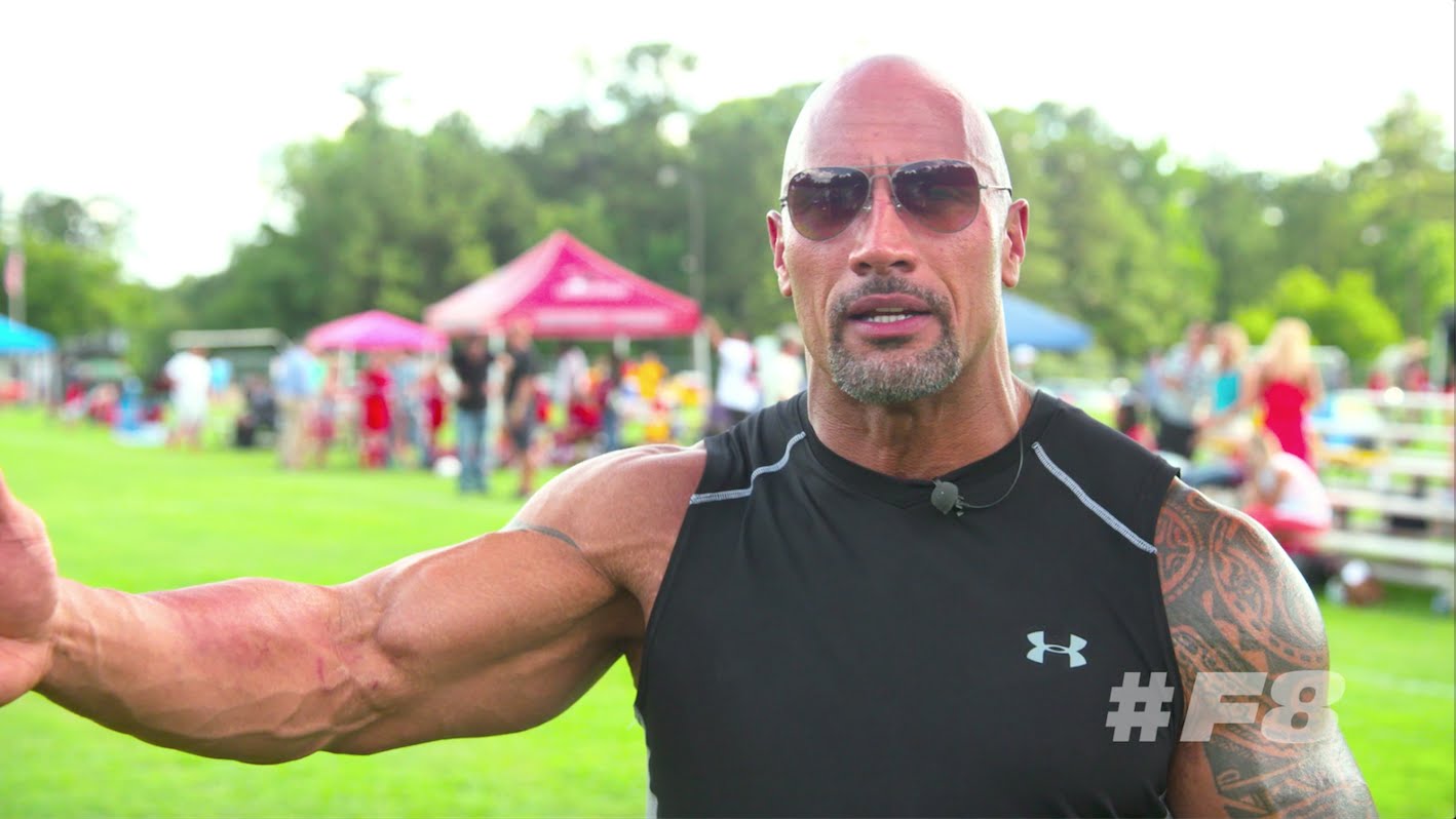 Fast and Furious 8 – Dwayne Johnson è un allenatore di calcio nel video dal set