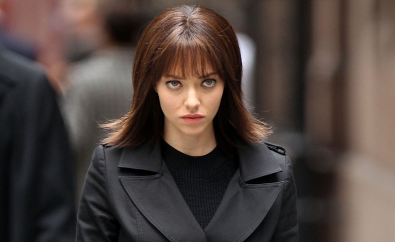 Clive Owen e Amanda Seyfried nelle prime foto dal set di Anon