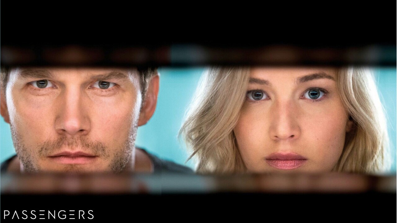 Passengers: Jennifer Lawrence soccorre Chris Pratt nella nuova clip