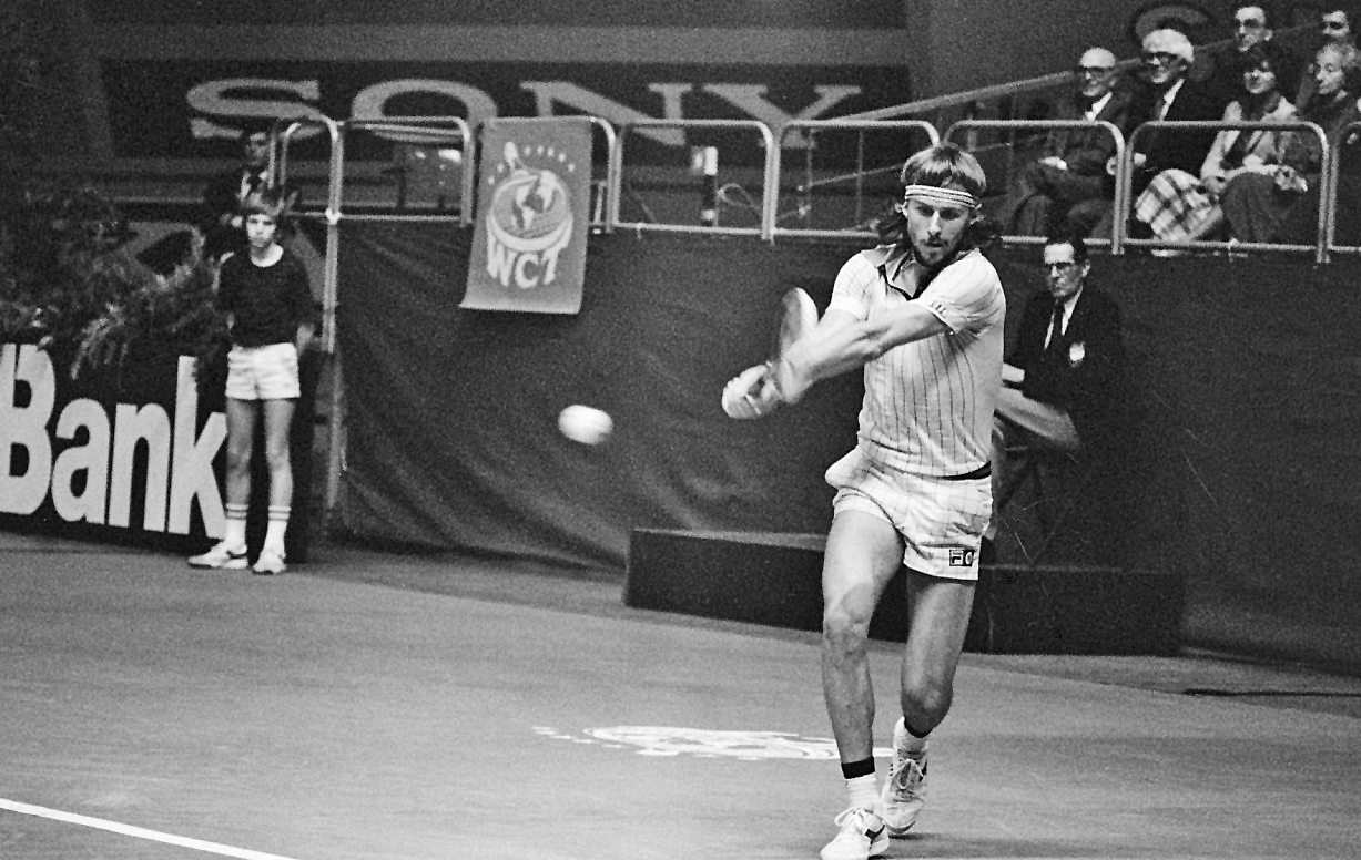 Borg/McEnroe – i due teaser poster italiani del film con Shia LaBeouf e Sverrir Gudnason