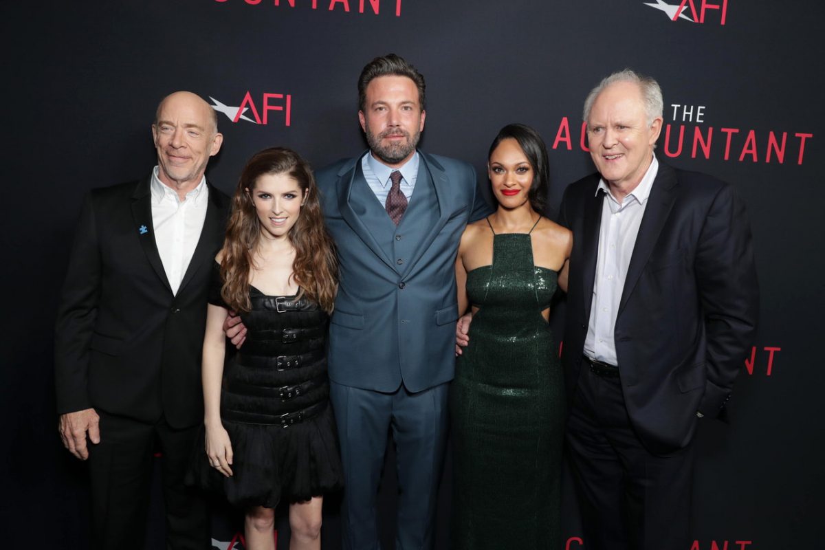 The Accountant: Ben Affleck e il resto del cast nelle foto dal red carpet di Los Angeles