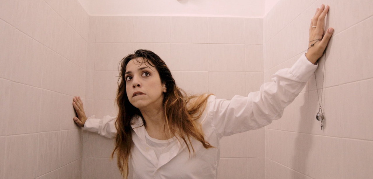 In Bici senza Sella: trailer, foto e poster del film diretto da 7 registi esordienti
