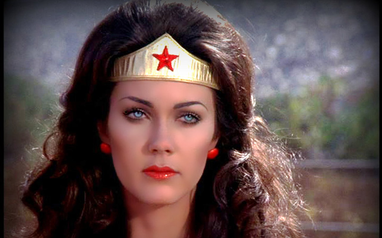 Lynda Carter vittima di molestie sessuali sul set di Wonder Woman