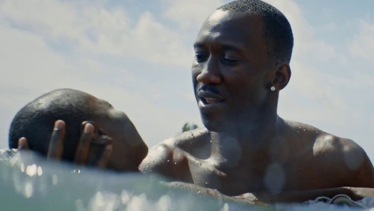 Moonlight: nuove sale, nuovo spot e nuovo poster per il film dopo il trionfo agli Oscar