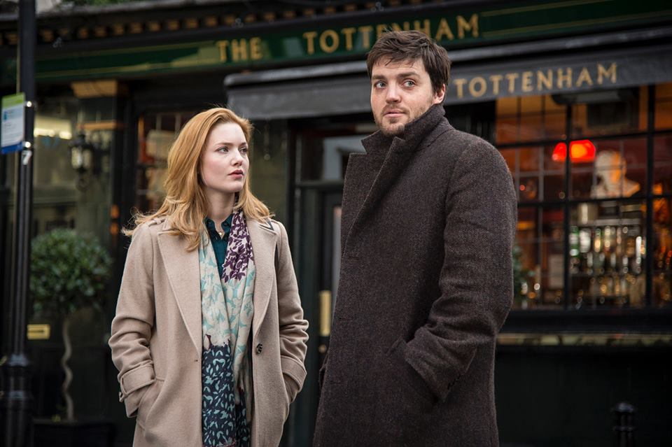 Cormoran Strike – Tom Burke è il detective creato da J.K. Rowling nelle prime immagini della serie