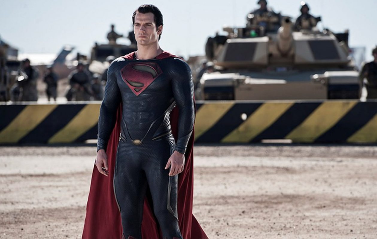 Henry Cavill in Superman: ecco la foto condiZack Snyder condivide la prima prova costume di